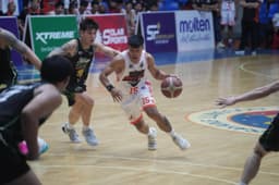 Huskers Surge Early, Defeat Heroes in MPBL Opener - News