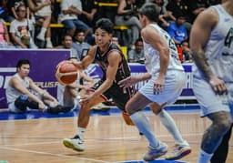 Eusebio, Fontanilla Lead Warriors to 10th Straight Victory Over Greats - News