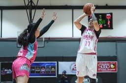 Sparks Hold Off Angels, One Win From Semifinals - News