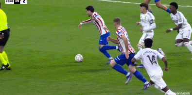 Atletico’s Molina Scores Stunner but Real Madrid Take 3-2 Derby Win - Spa La Liga 31884 Sport