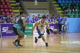 Valenzuela Darkhorse Pulls Away to Dominate Hacienderos - News