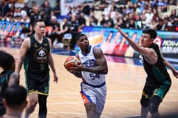 Alapag's PBA coaching debut ends in record-setting NLEX blowout of Macau - News