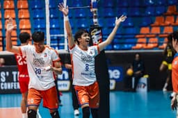 King Crunchers Secure Spot in Finals with Strong Comeback - News