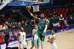 Dyip Surge in Fourth Quarter Keeps Playoff Hopes Alive with Win Over Black Knights - News