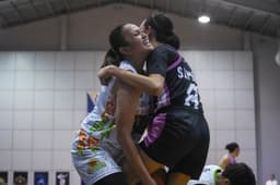Sparks Eye Twice-to-Beat Advantage Against Lady Kankaloo - News
