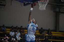 Warriors Extend Streak, Weavers Dominate as MPBL Standings Tighten - News