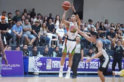 Caloocan rolls past Cebu as MPBL honors legendary Cebuano basketball figures - News
