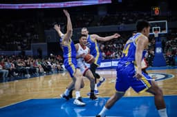 Gin Kings Hold Off Hotshots’ Rally for Narrow Win - News