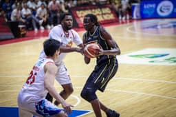 Tropang 5G favored against Road Warriors in sister team clash - News