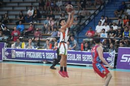 Batang Kankaloo rain threes, crush Marlins - News