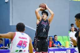 Warriors notch ninth straight win, tie for top spot in MPBL standings - News