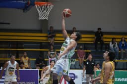 Heroes overwhelm Patriots, keep pace in South - News