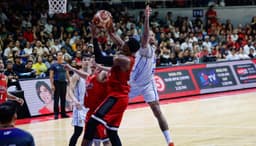Brownlee explodes for career-high 54 as Ginebra moves one win away from title - News