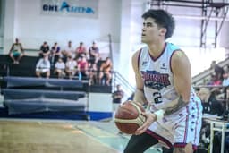 Warriors Dominate Tamaraws, Extend Winning Streak - News