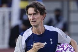 Six-time La Liga winner has no intention of joining Tottenham, as huge wages prove tricky - News