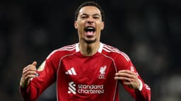 Twist in Liverpool’s startling problem; blow for United as title outsiders stun — PL Talking Pts - News