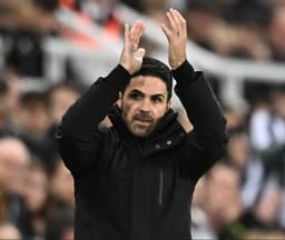 EPL: Handle the noise or leave Arsenal, Arteta tells players - News