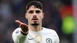 Barcelona eye Chelsea star Pedro Neto as La Liga side hope to capitalise on bond with agent Jorge Mendes - News