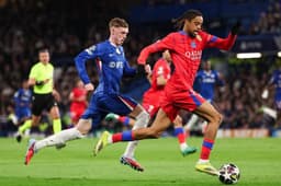 The Premier League is hooked on man-marking. In the Champions League, they are paying for it - News